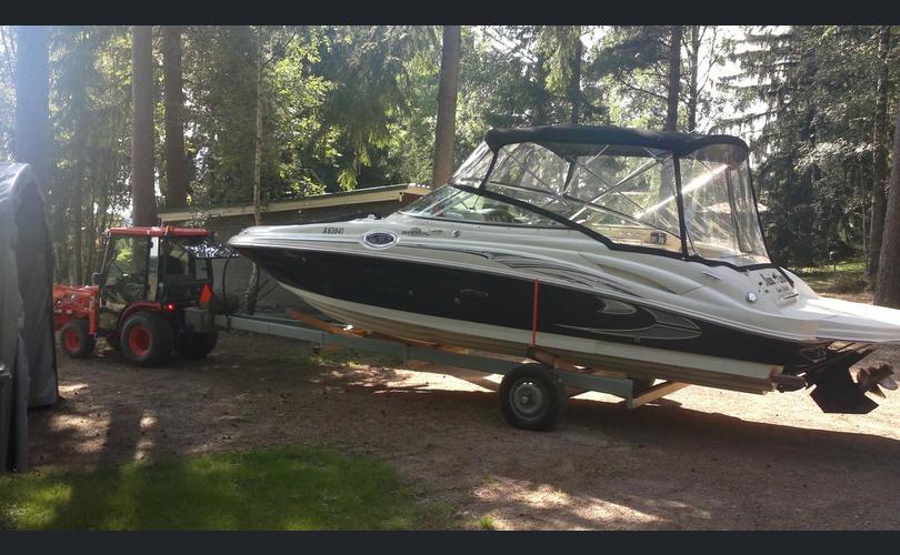 Sea Ray 270 Sundeck-kuva-4